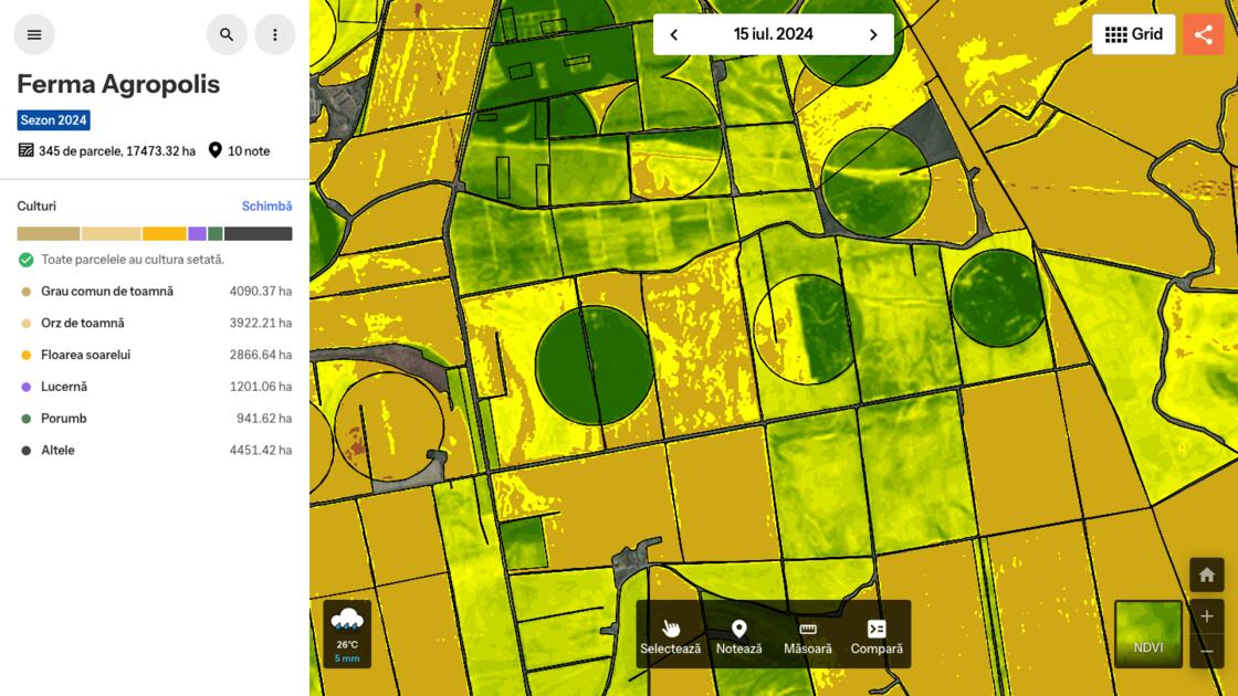 Ogor Web — a farm dashboard with an NDVI parcel heatmap and a crop breakdown sidebar